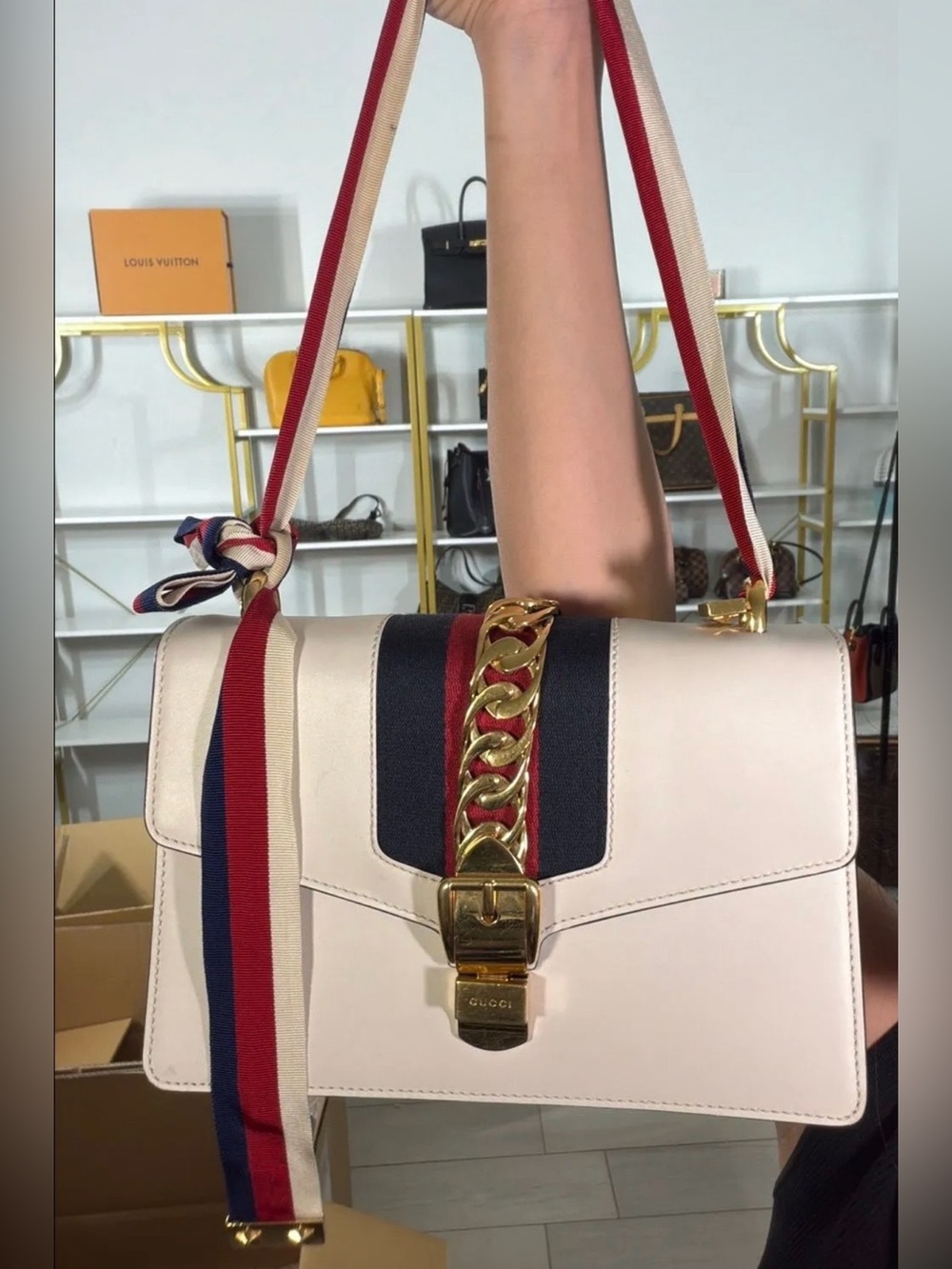 GUCCI Sylvie White Leather Shoulder Bag